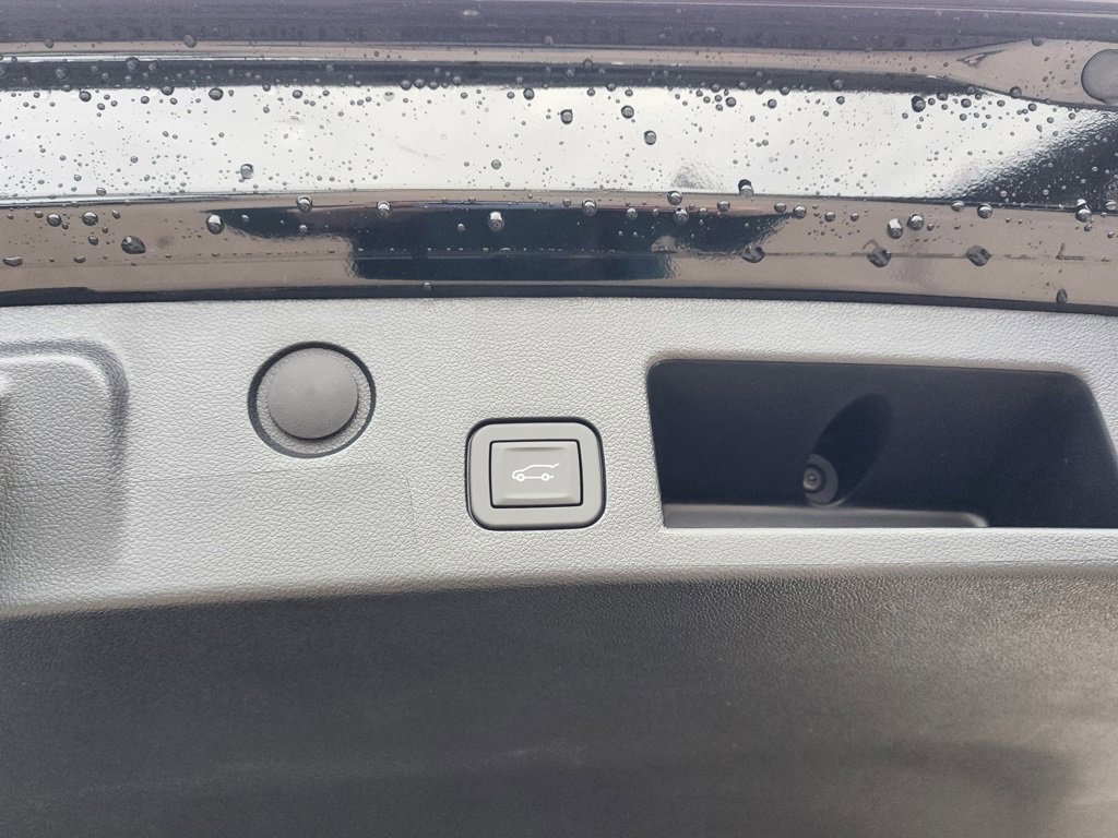 New 2026 GMC Terrain AT4 w/ Convenience Package III image 49