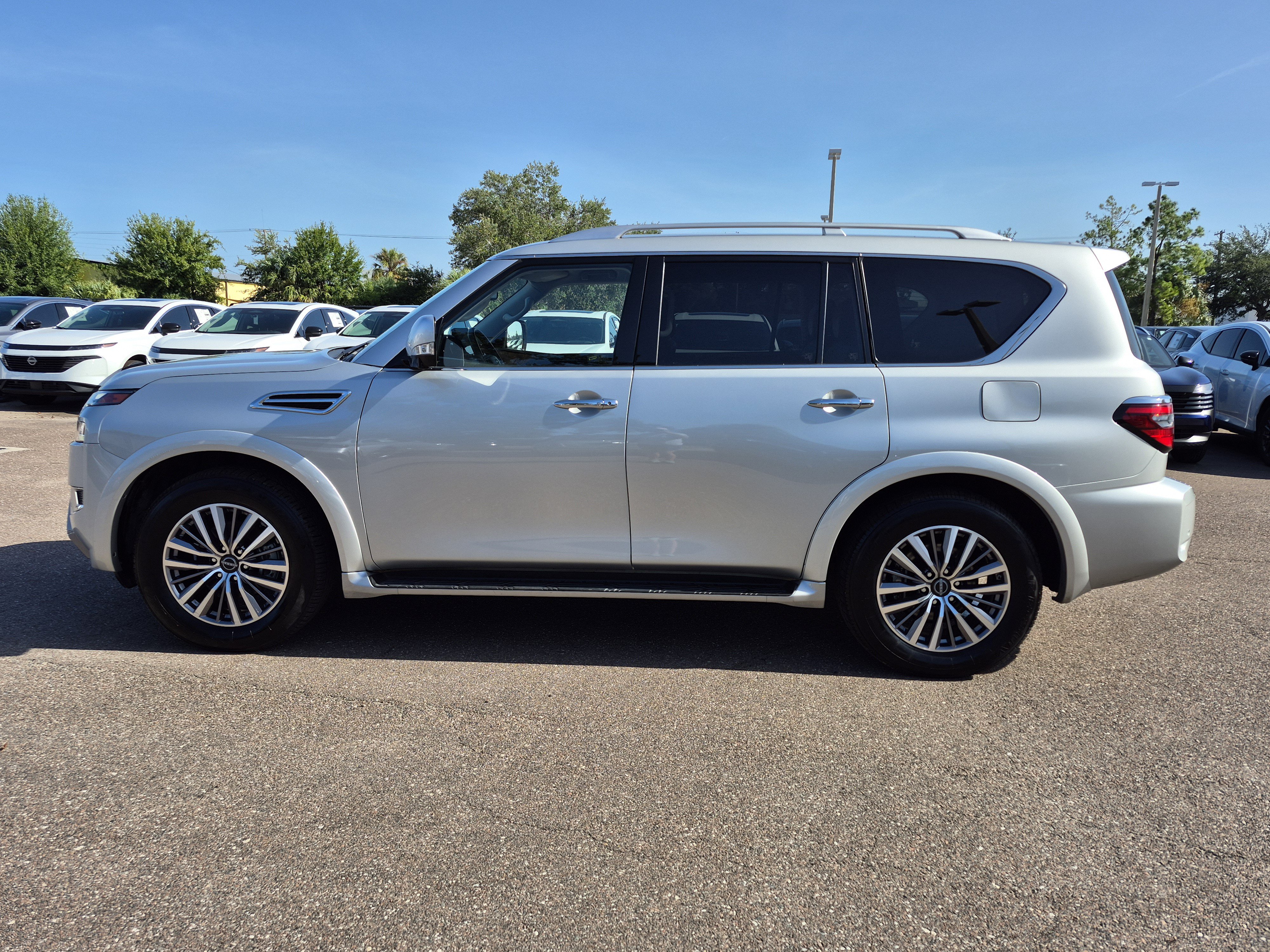 Certified 2024 Nissan Armada SL w/ Captain's Chairs Package RWD image 5