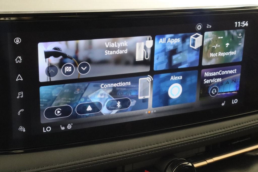 Used 2023 Nissan Ariya FWD image 29