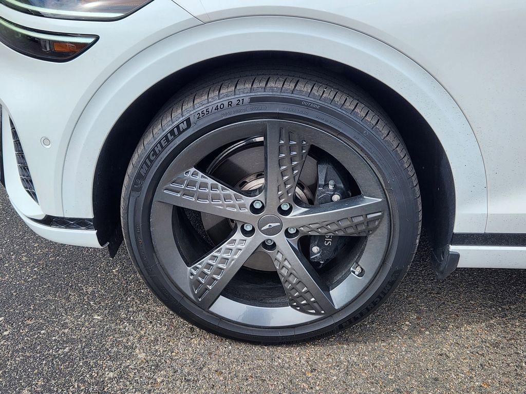 Used 2023 Genesis GV70 2.5T w/ Sport Prestige Package image 9