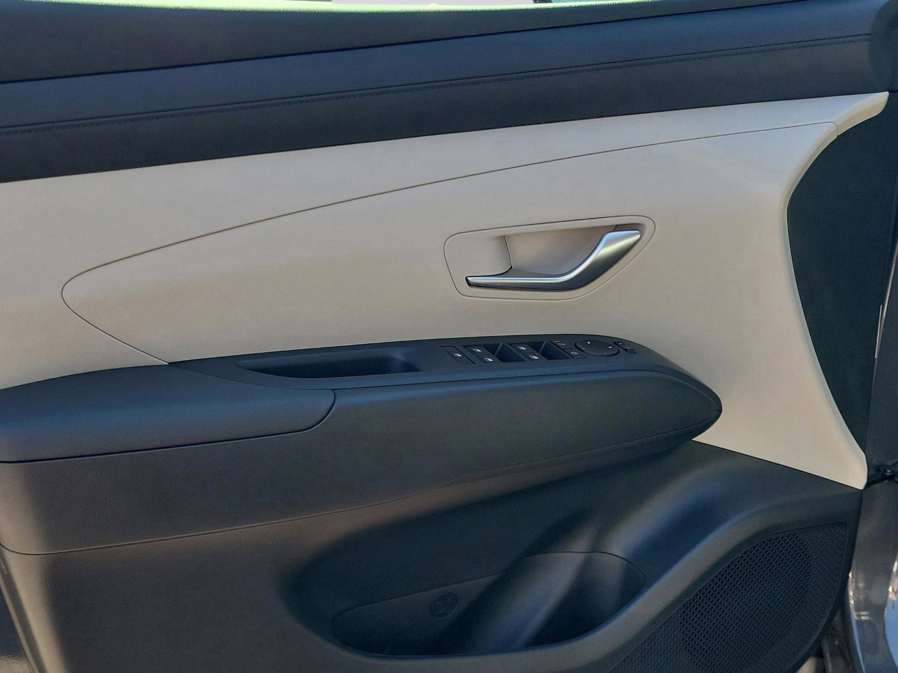 New 2026 Hyundai Tucson SEL image 18