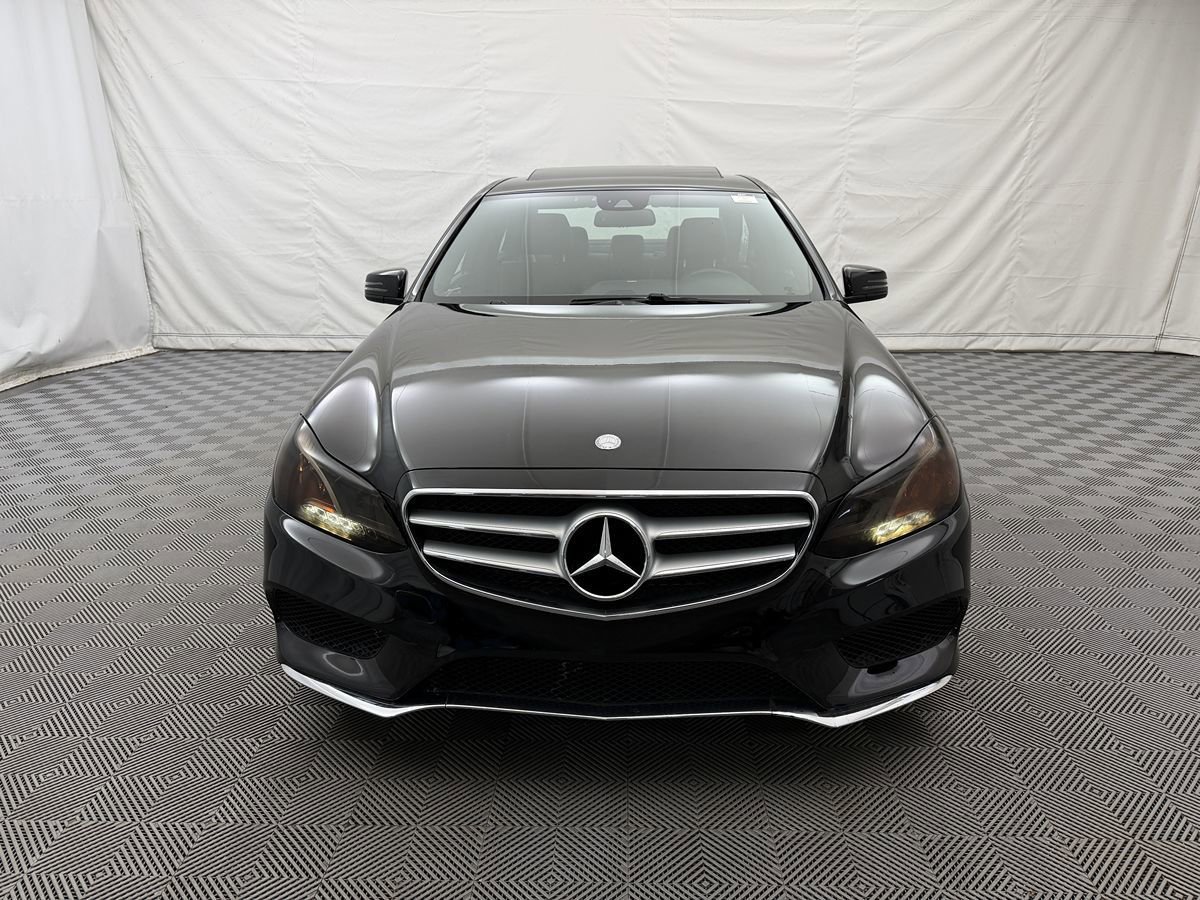 Used 2016 Mercedes-Benz E 350 4MATIC Sedan image 3