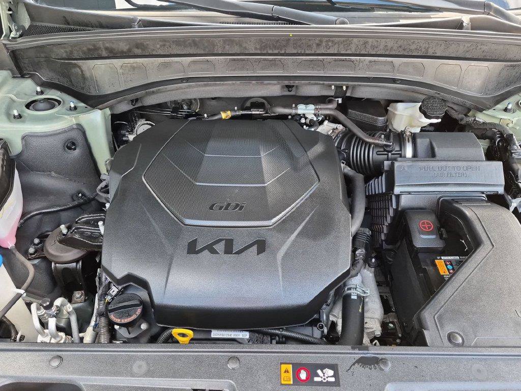 Certified 2025 Kia Telluride SX Prestige X-Line AWD/4WD image 36