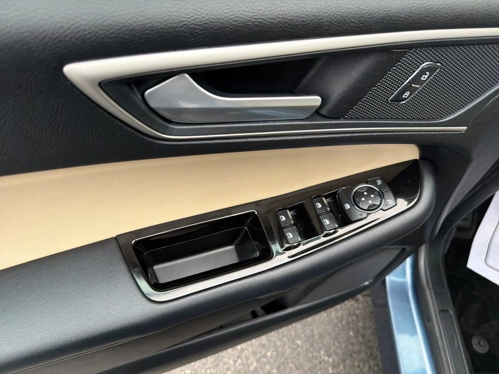 Used 2018 Ford Edge SEL w/ Equipment Group 201A image 13