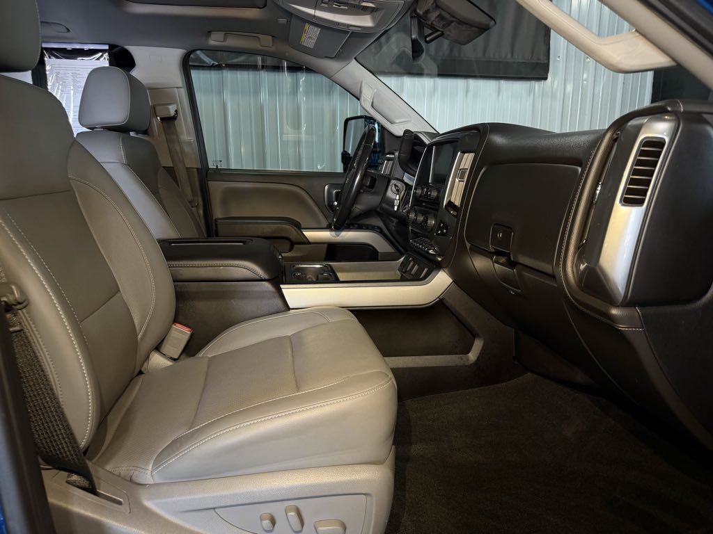 Used 2018 Chevrolet Silverado 2500 LTZ w/ Duramax Plus Package AWD/4WD image 5