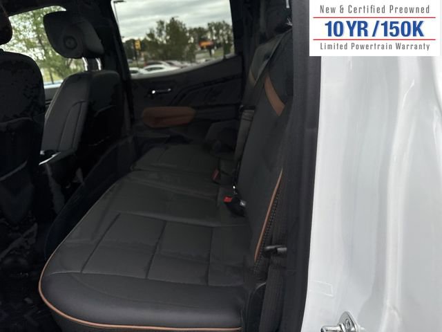 Used 2024 GMC Canyon AT4 w/ AT4 Premium Package image 14