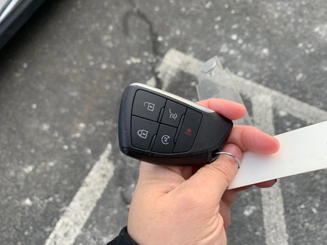 Used 2023 Buick Envision Essence image 28