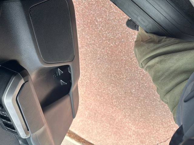 Used 2017 Toyota Tacoma SR5 w/ Tow Package image 30