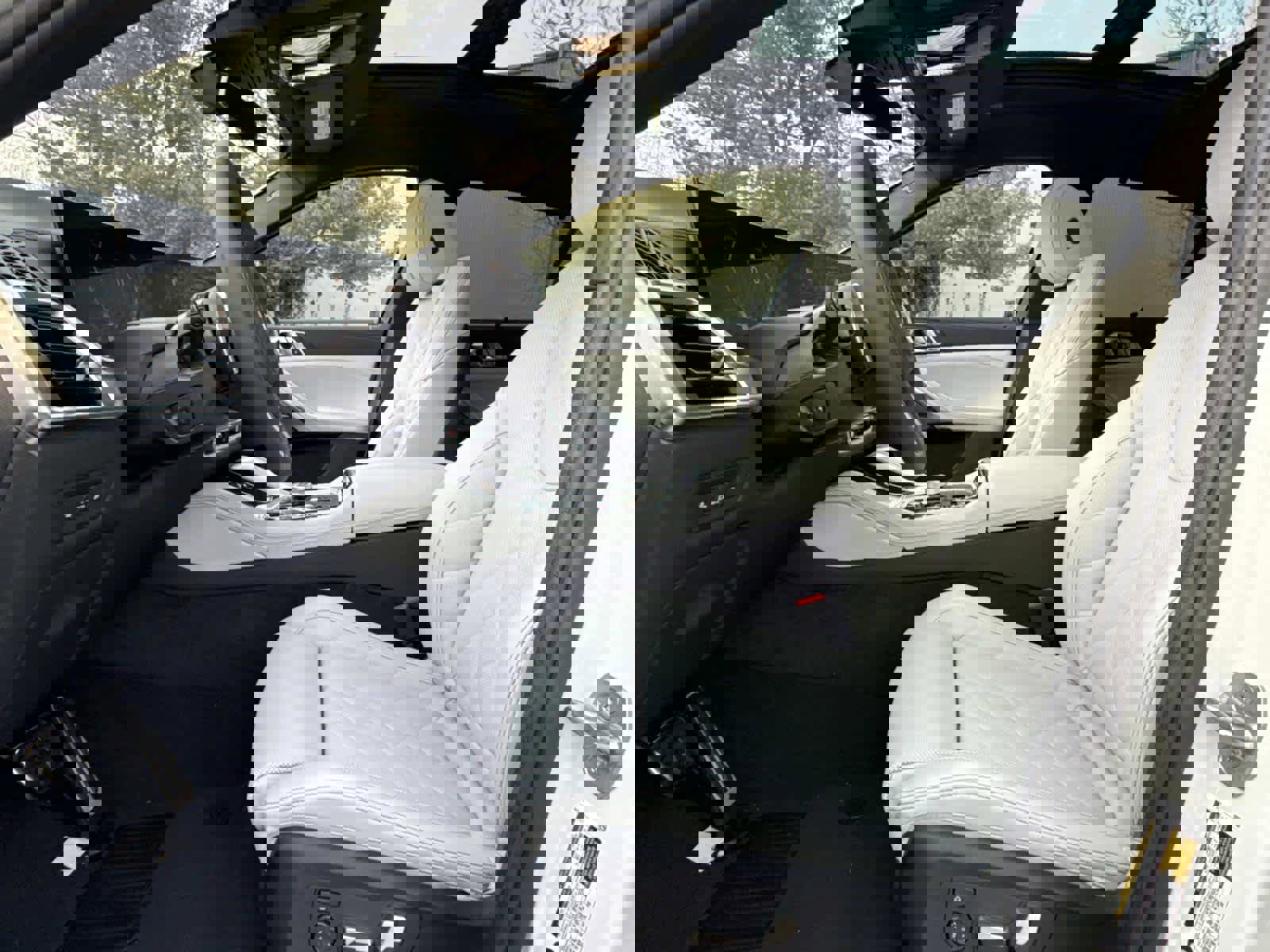 New 2026 BMW X6 xDrive40i w/ Executive Package image 14