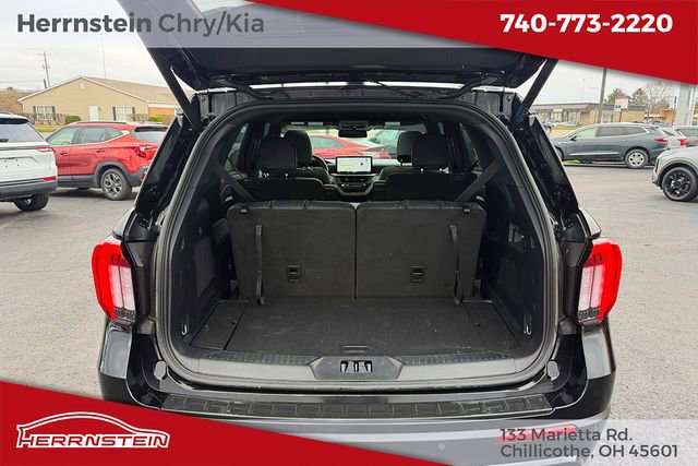 Used 2025 Ford Explorer ST-Line w/ Premium Package image 24