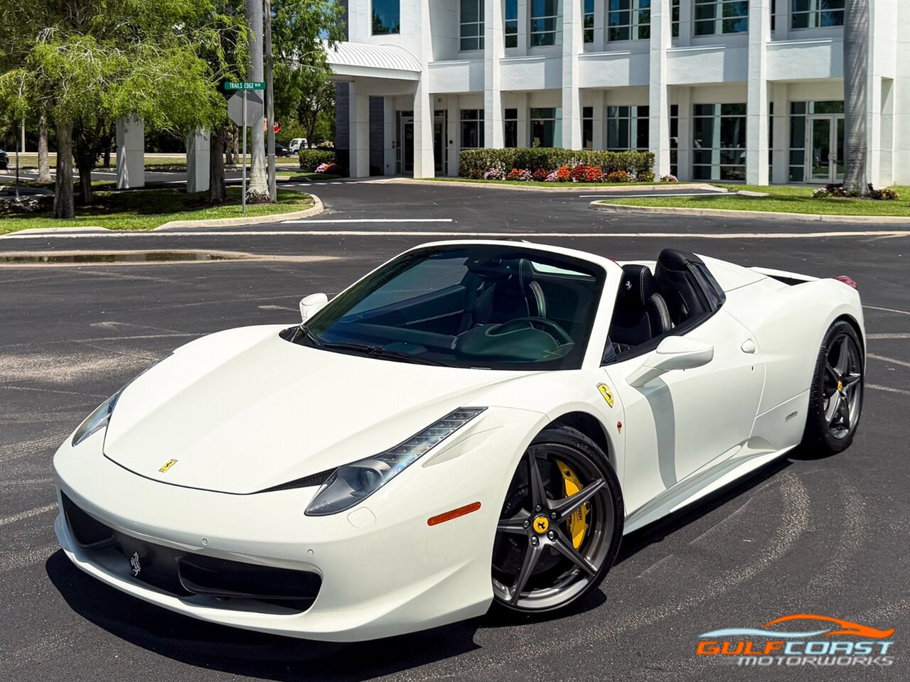 Used 2015 Ferrari 458 Spider RWD image 7