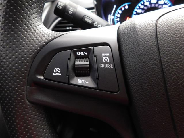 Used 2022 Chevrolet Trax LS w/ Tint and Cruise Package image 28