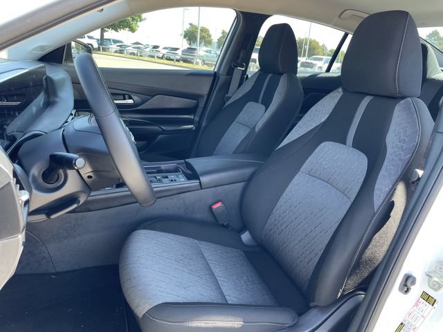 Used 2026 Nissan Sentra SV w/ SV Convenience Package FWD image 23