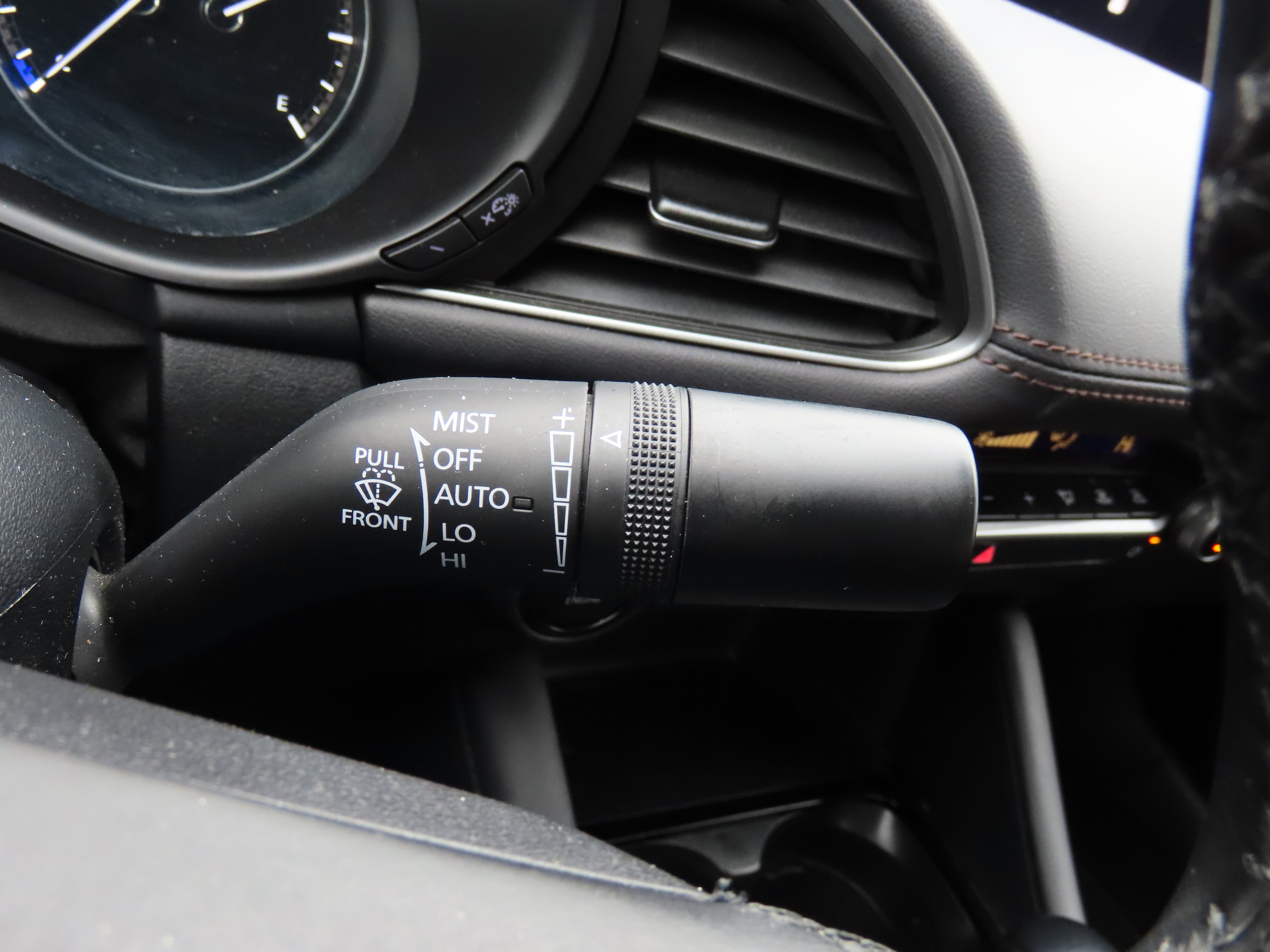 Used 2024 MAZDA MAZDA3 s image 36