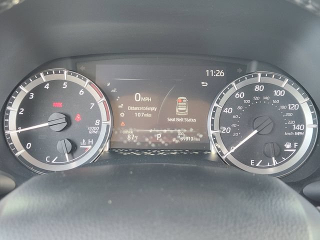 Used 2023 Toyota Highlander XLE FWD image 11