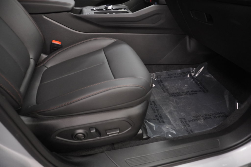 New 2026 Jeep Cherokee Limited AWD/4WD image 35