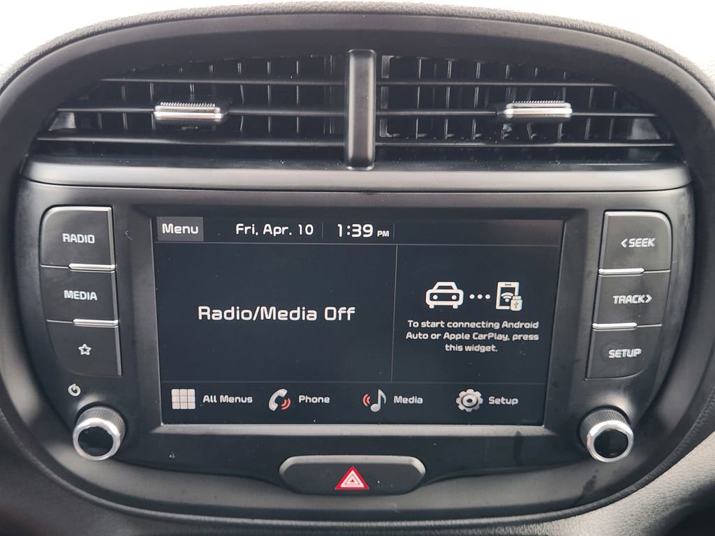 Certified 2025 Kia Soul LX FWD image 8