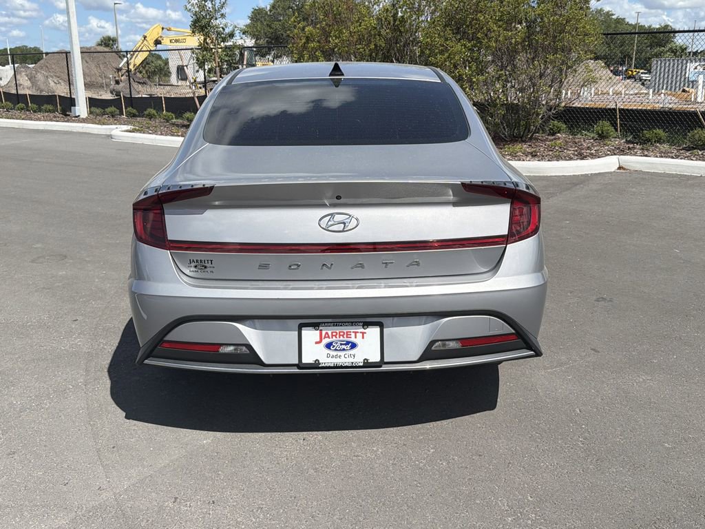 Used 2023 Hyundai Sonata SE FWD image 5