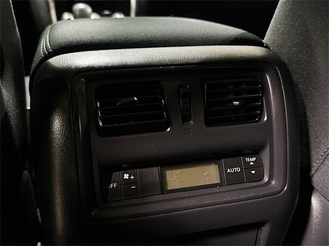 Used 2017 Nissan Pathfinder S image 26