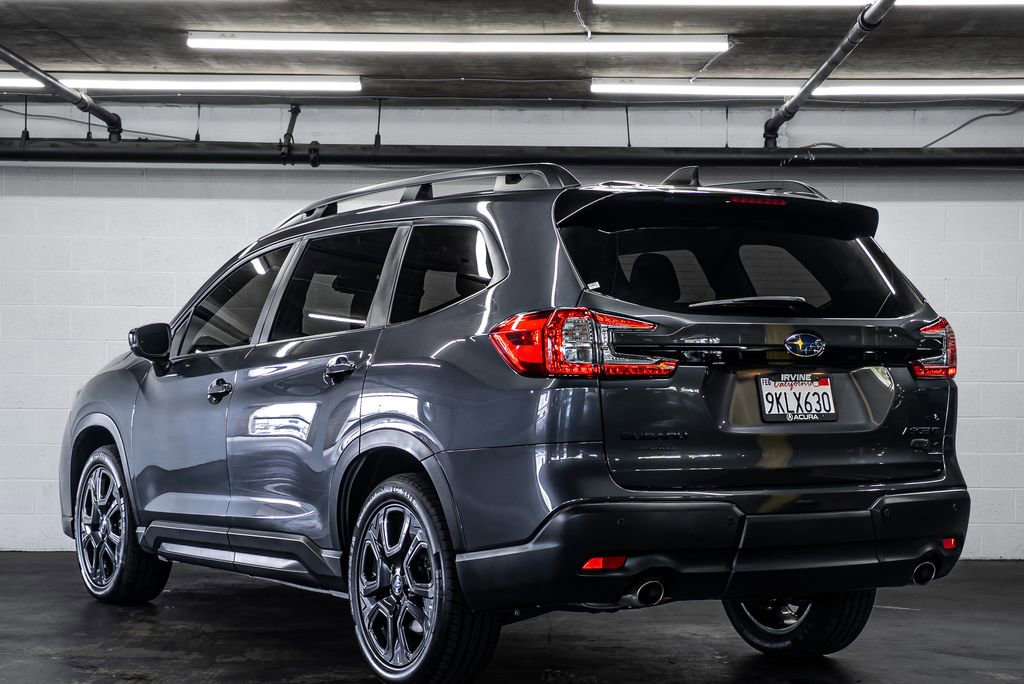 Used 2024 Subaru Ascent Onyx Edition AWD/4WD image 3