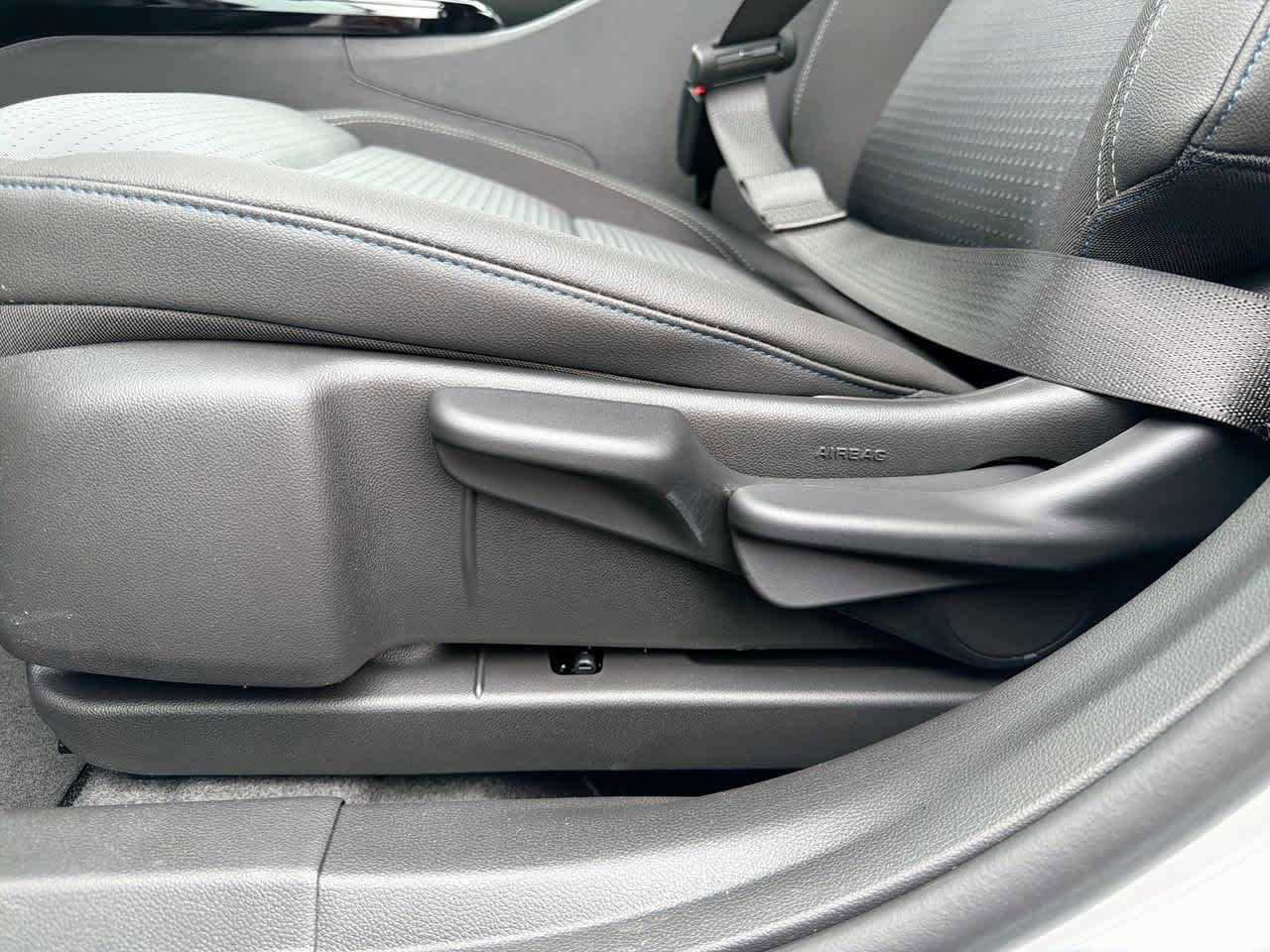 New 2026 Chevrolet Trax LT w/ Driver Confidence Package FWD image 17