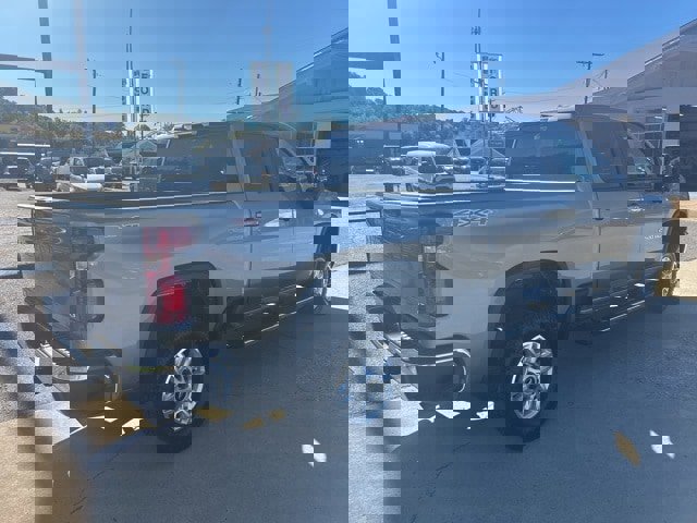 Used 2024 Chevrolet Silverado 2500 LT image 12