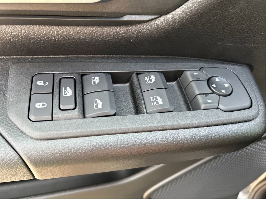 New 2026 RAM 1500 Classic Warlock image 35