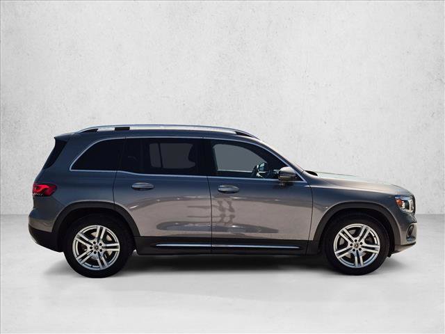 Used 2021 Mercedes-Benz GLB 250 4MATIC image 4