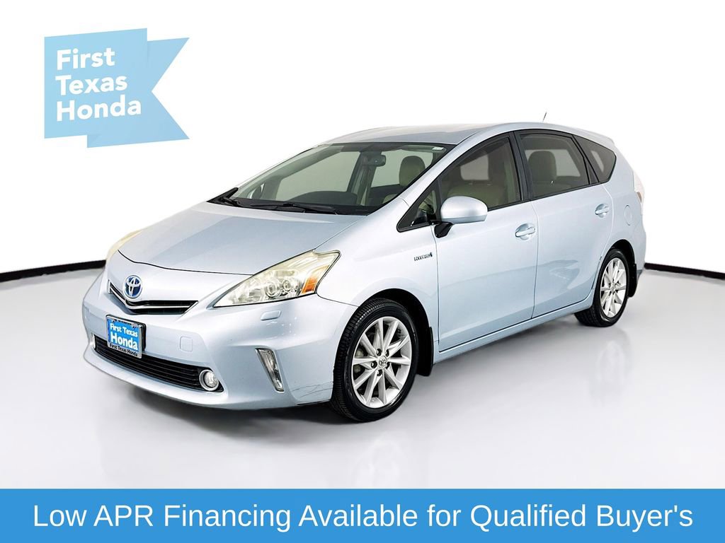 Used 2014 Toyota Prius V Five image 3