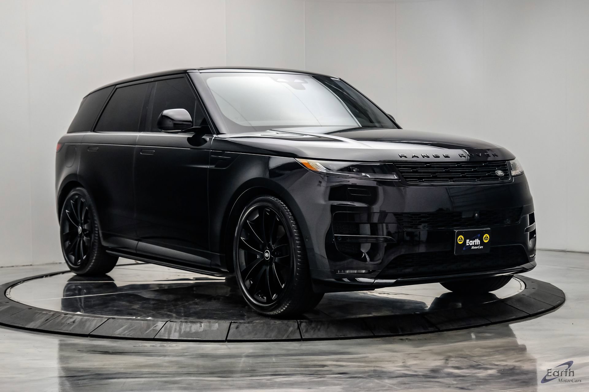 Used 2024 Land Rover Range Rover Sport Dynamic SE AWD/4WD image 21