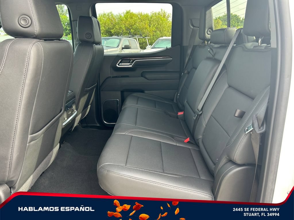 Used 2025 GMC Sierra 1500 Elevation w/ Elevation Premium Package AWD/4WD image 11