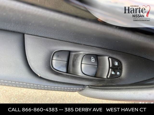 Certified 2019 Nissan Rogue Sport SV AWD/4WD image 17