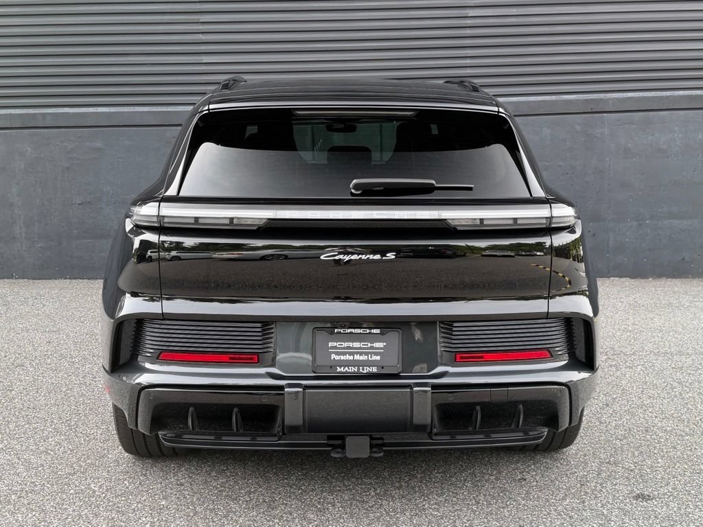 New 2026 Porsche Cayenne S AWD/4WD image 9