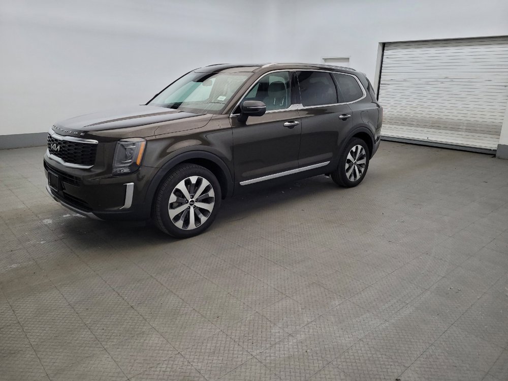 Used 2022 Kia Telluride S FWD image 2