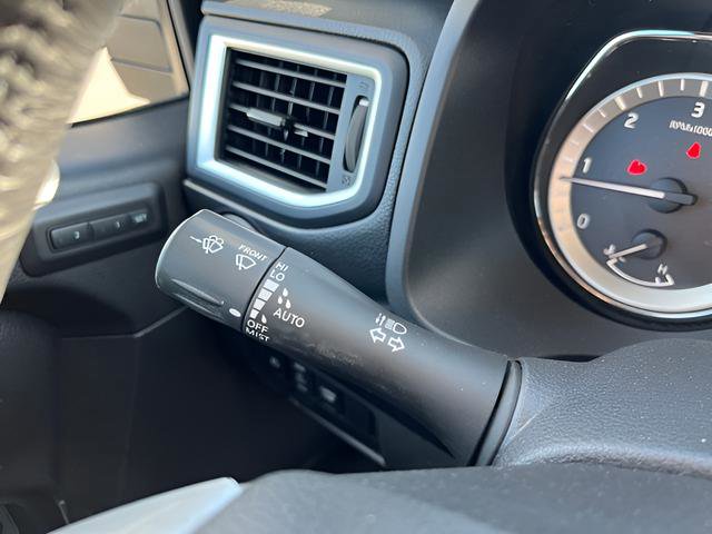 Used 2018 Nissan Titan SL w/ Midnight Edition image 16