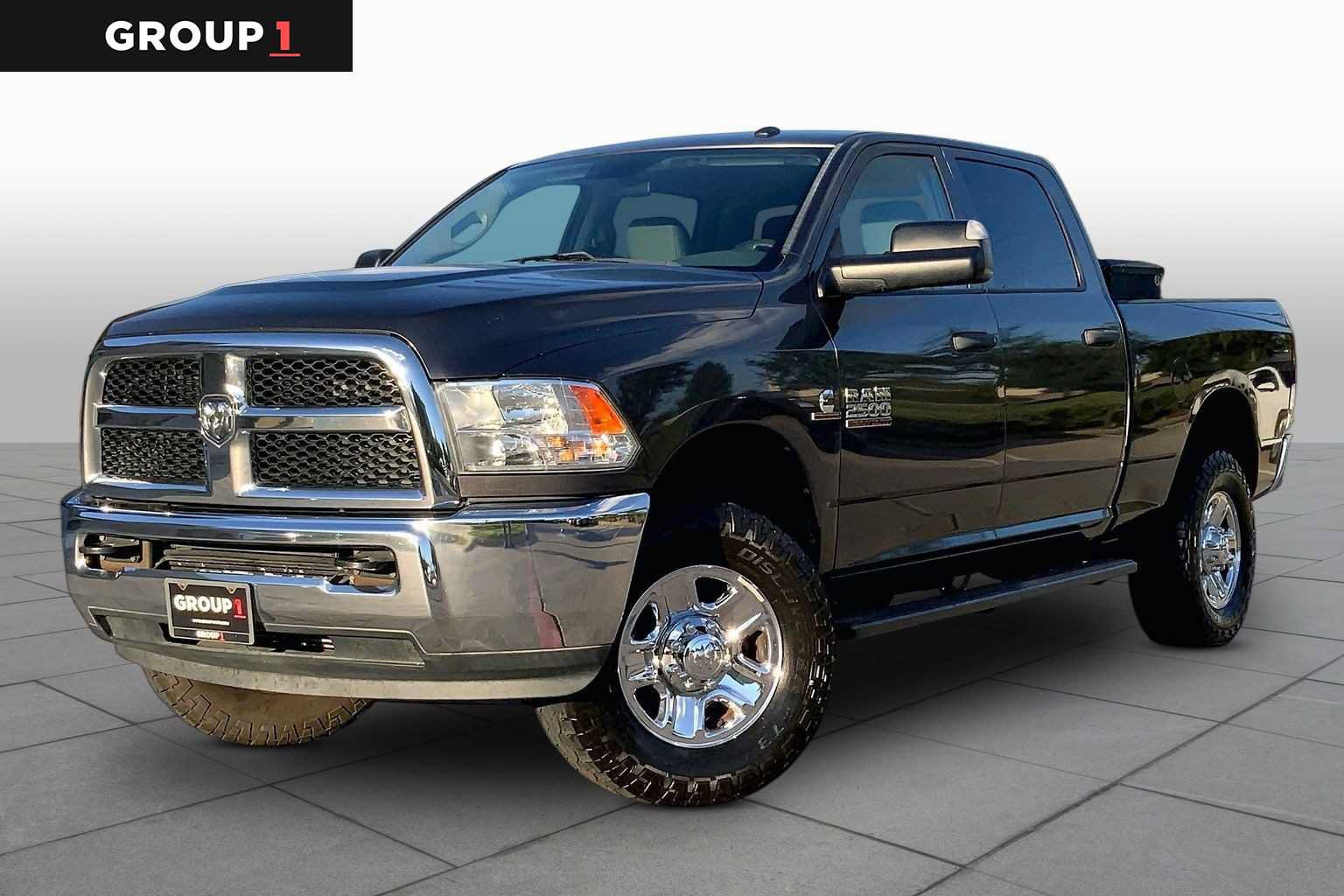Used 2017 RAM 2500 Tradesman w/ Chrome Appearance Group AWD/4WD video 1