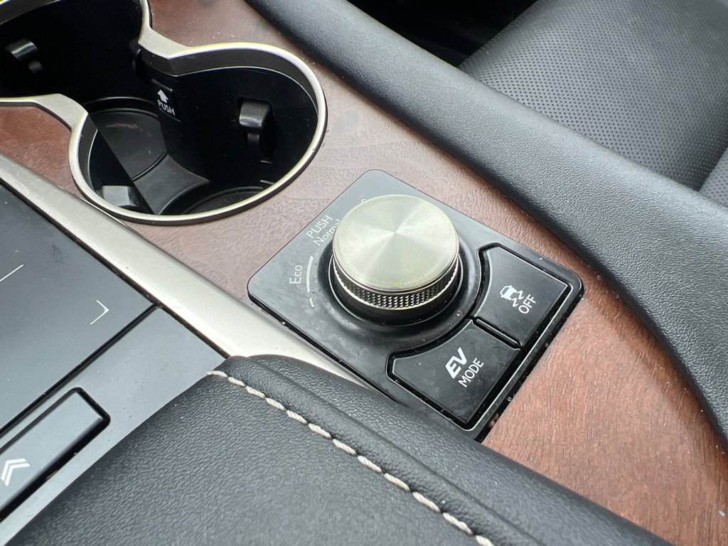 Used 2022 Lexus RX 450hL AWD w/ Premium Package image 31