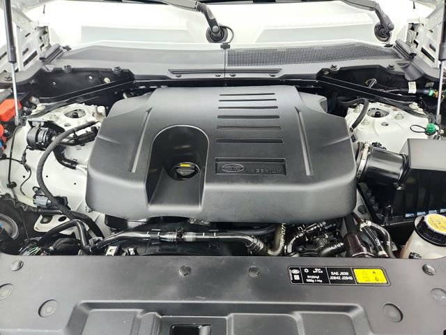 Certified 2023 Land Rover Defender 110 X-Dynamic SE image 30