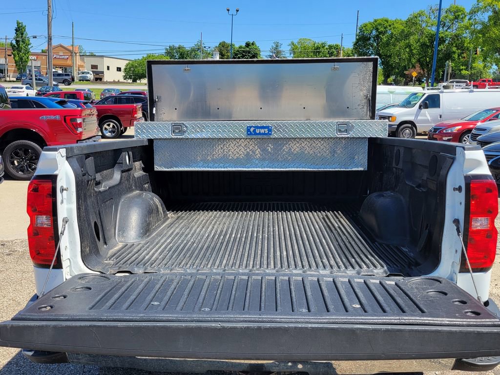 Used 2018 Chevrolet Silverado 1500 LT w/ All Star Edition AWD/4WD image 35