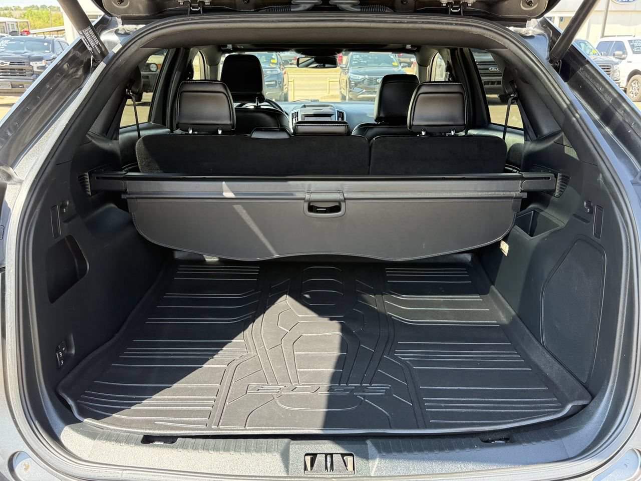 Used 2020 Ford Edge ST w/ Equipment Group 401A AWD/4WD image 31