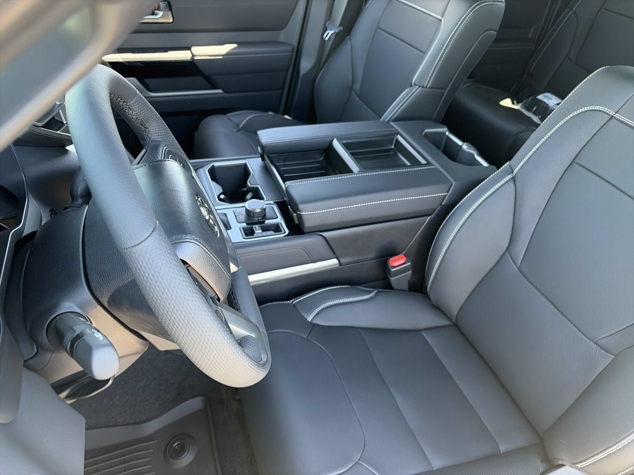 New 2026 Toyota Tundra Limited AWD/4WD image 16