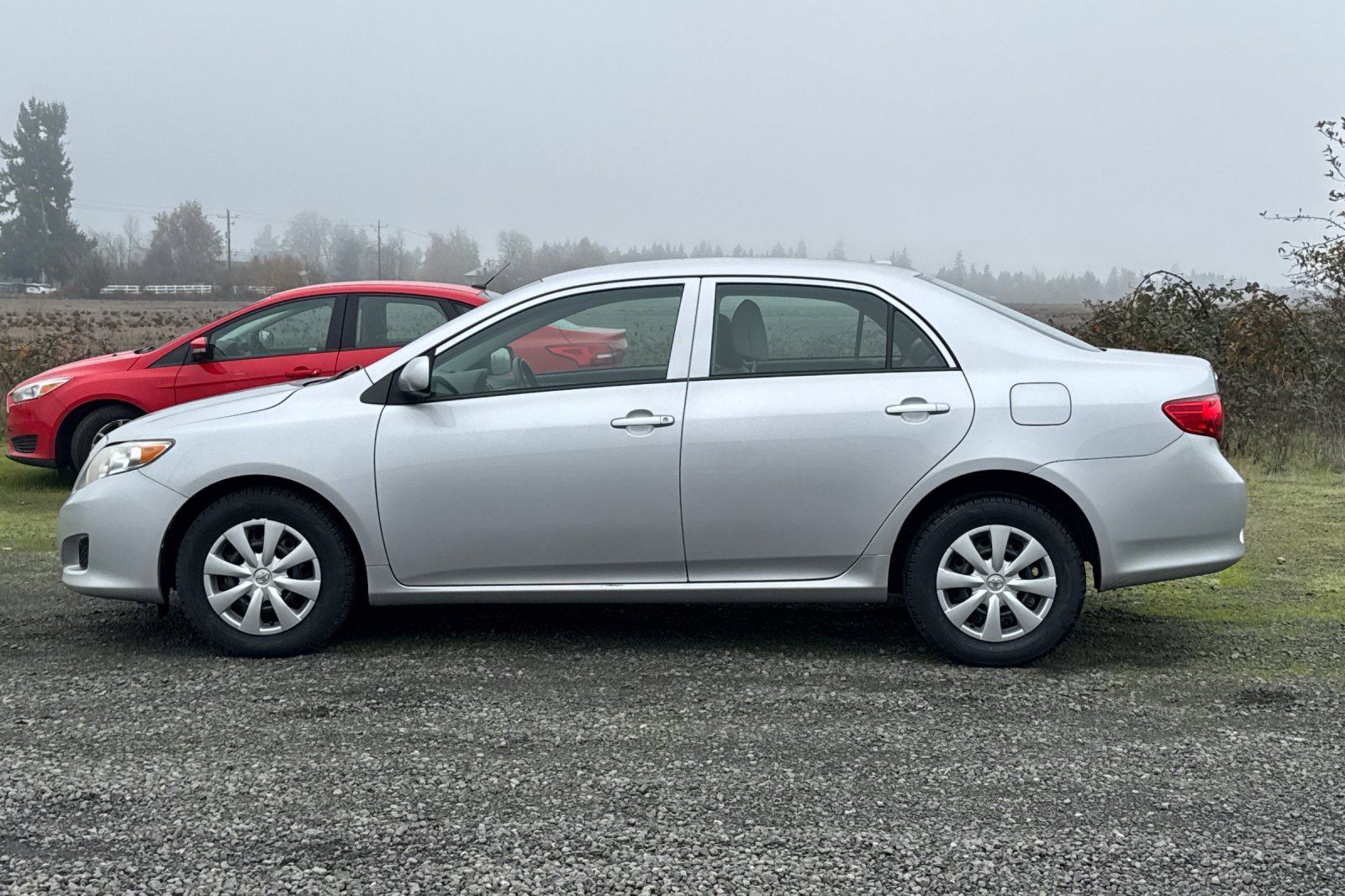 Used 2010 Toyota Corolla LE image 7