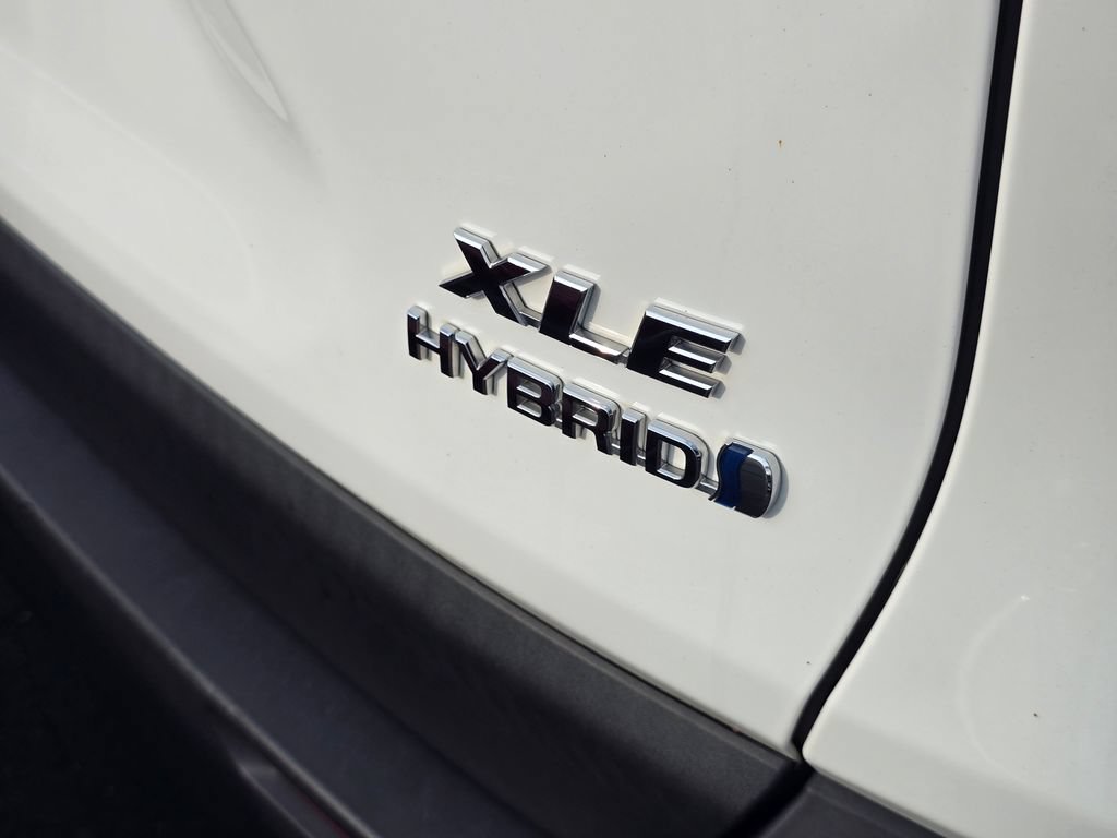 Certified 2023 Toyota RAV4 XLE w/ Convenience Package AWD/4WD image 11