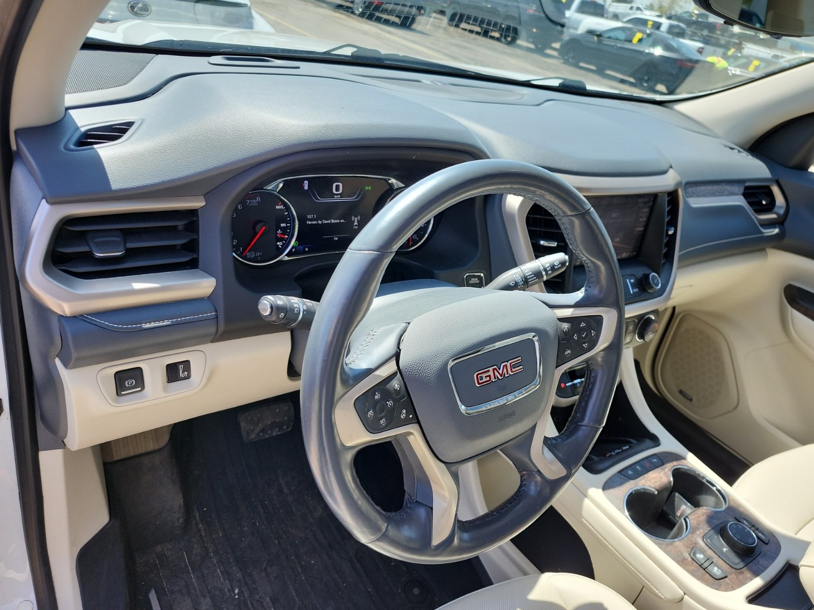 Used 2020 GMC Acadia Denali w/ GMC Pro Grade Package AWD/4WD image 8