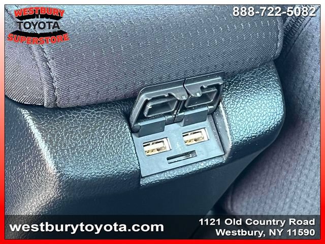 Certified 2022 Toyota Prius Prime LE FWD image 18