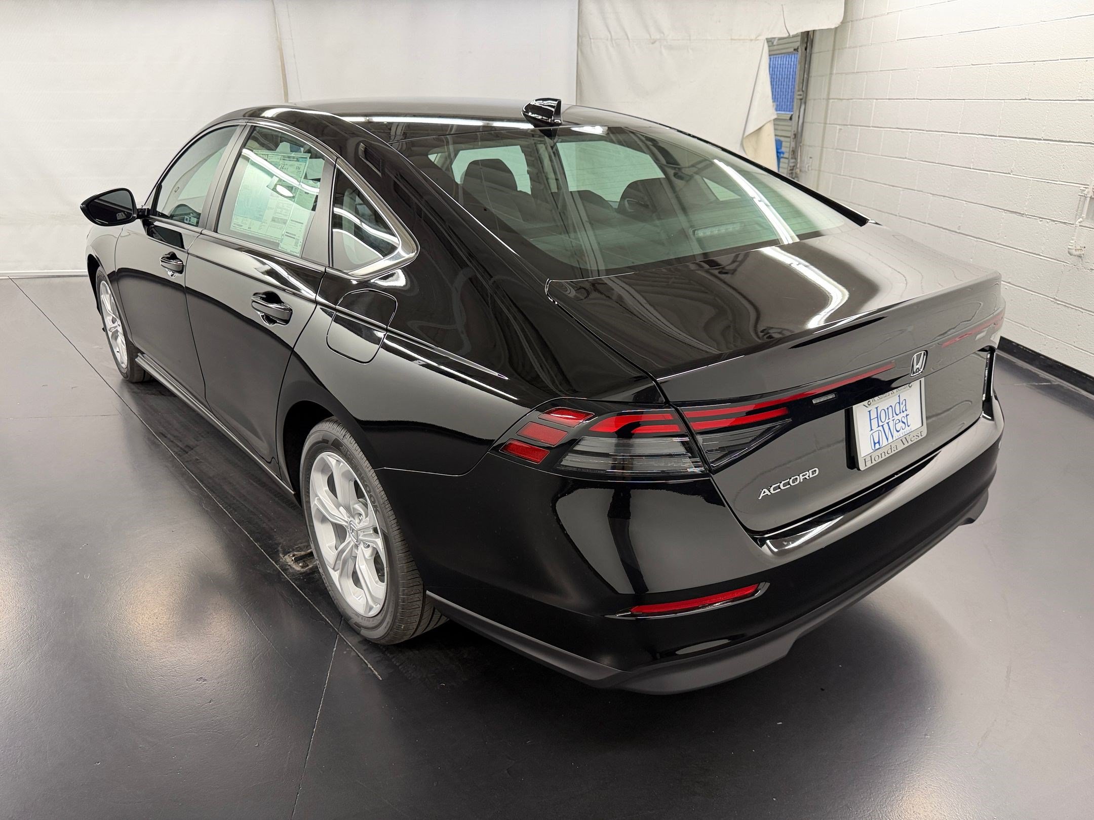 New 2026 Honda Accord LX image 3