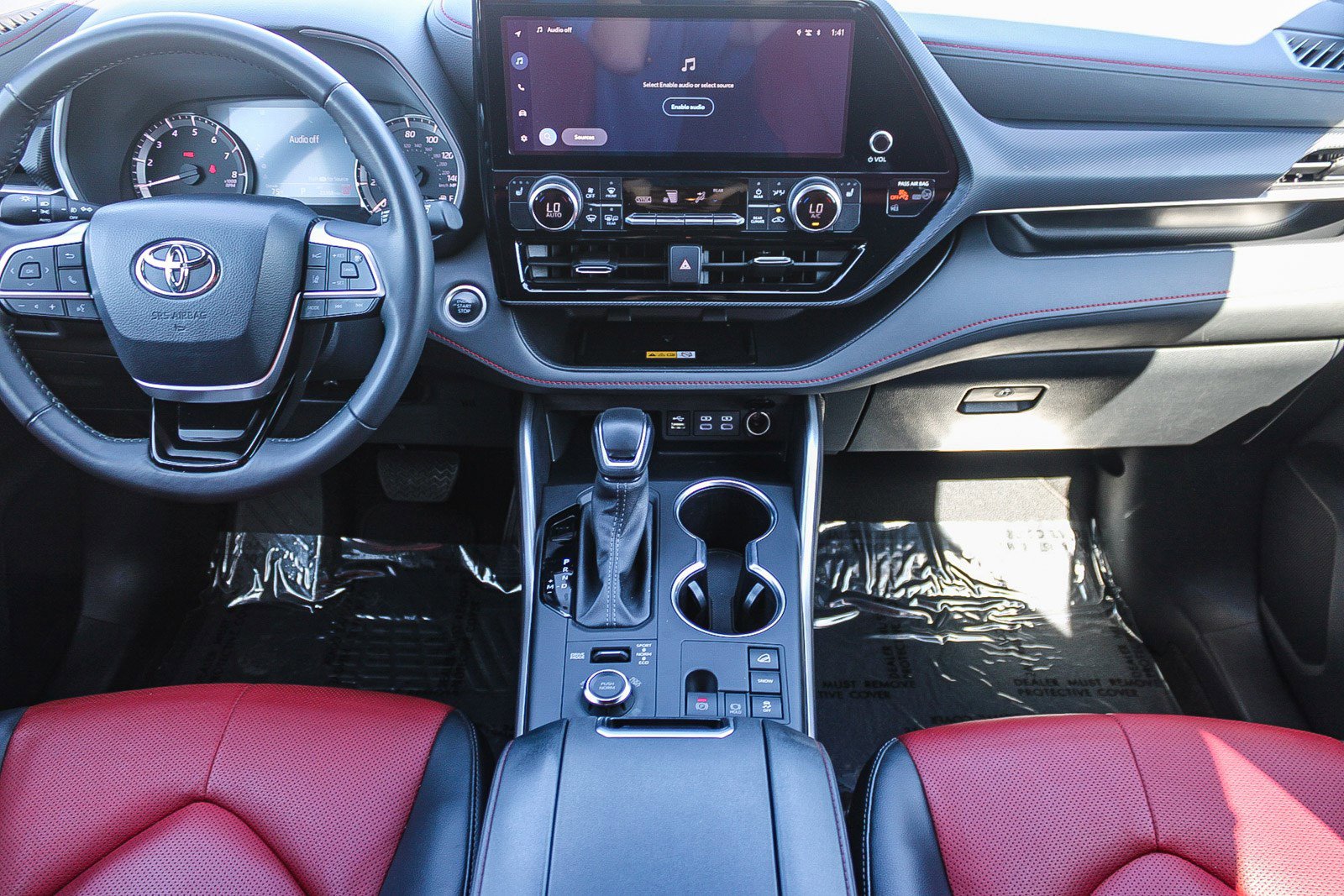 Certified 2024 Toyota Highlander XSE image 13