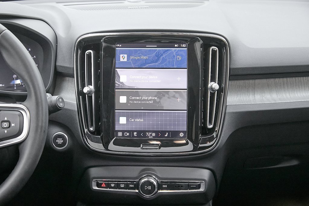 Certified 2024 Volvo XC40 B5 Plus w/ Protection Package Premier image 30