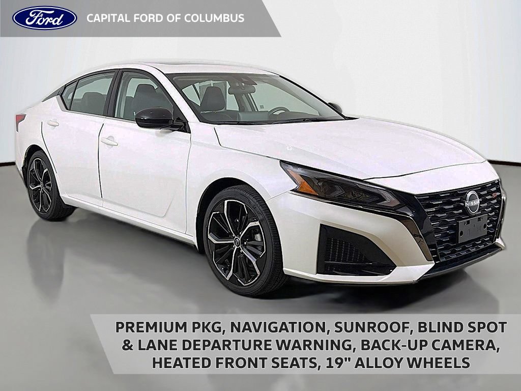 Used 2023 Nissan Altima 2.5 SR w/ SR Premium Package