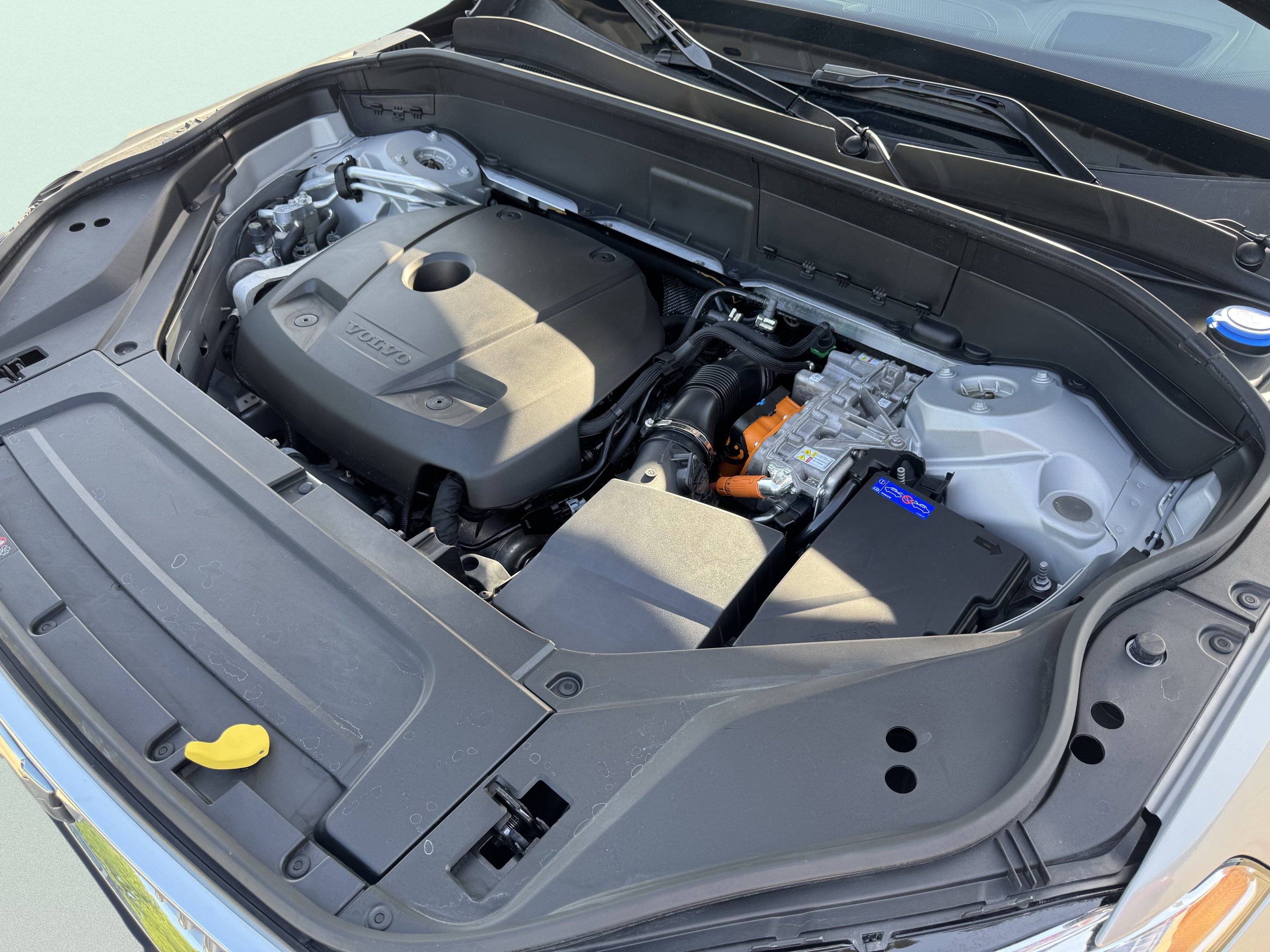 Used 2024 Volvo XC90 T8 Ultimate w/ Lounge Package image 10